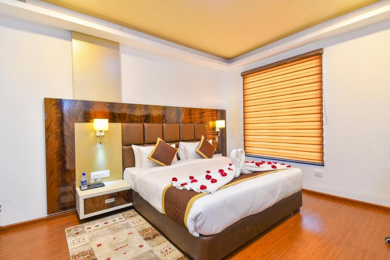 Hotel Suncity Plaza, Sitapura, Jaipur Zimmer foto